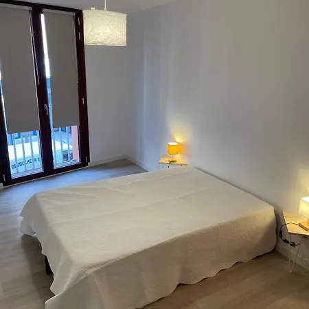 Charming Completely Renovated Nyaraló *